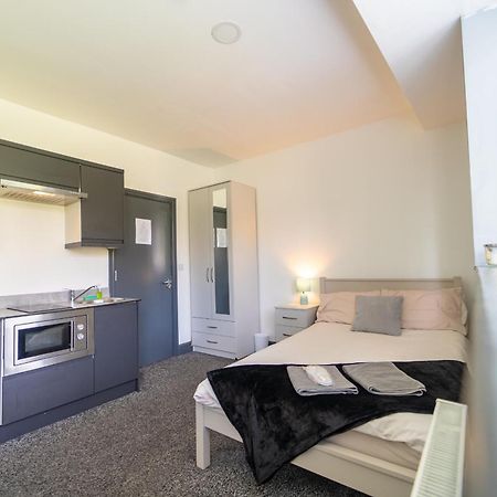 Free Parking Cosy Studios Close To City And Qe And Uob! Birmingham Room photo