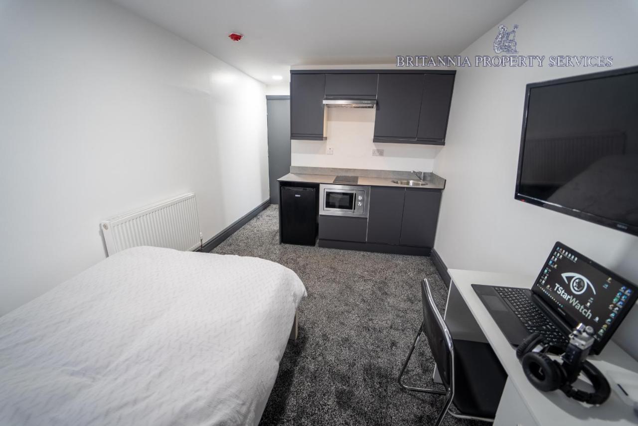 Free Parking Cosy Studios Close To City And Qe And Uob! Birmingham Room photo