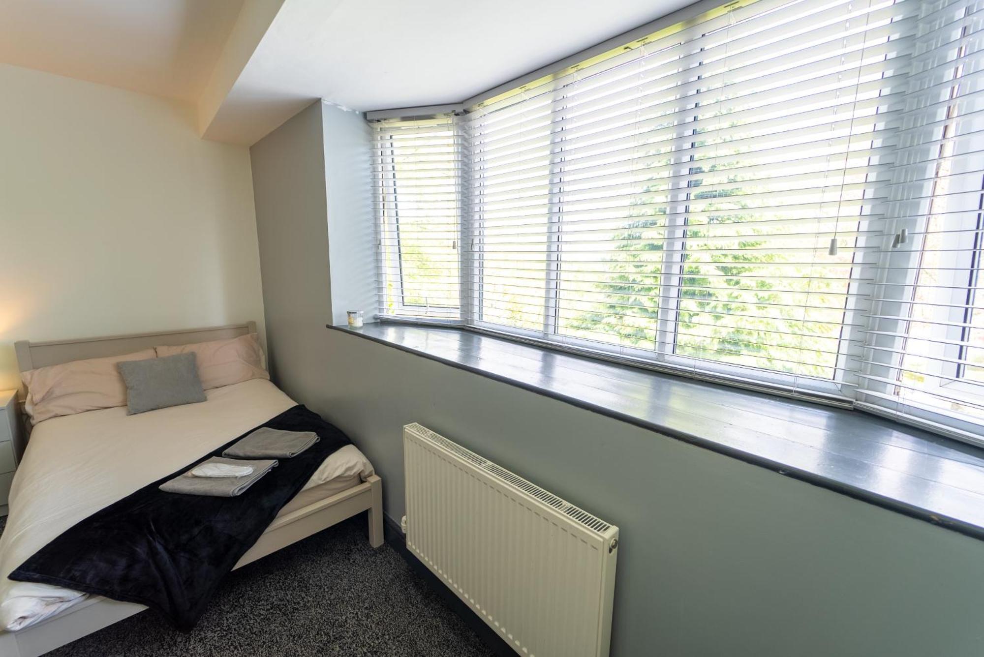 Free Parking Cosy Studios Close To City And Qe And Uob! Birmingham Room photo