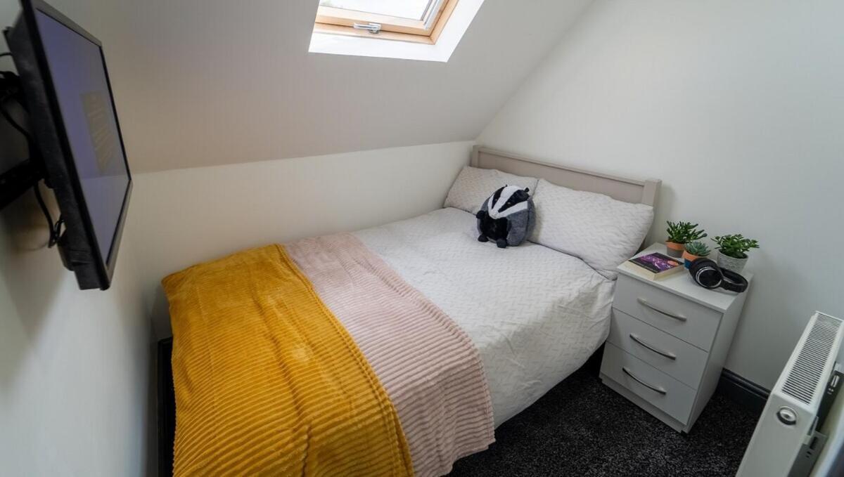 Free Parking Cosy Studios Close To City And Qe And Uob! Birmingham Room photo