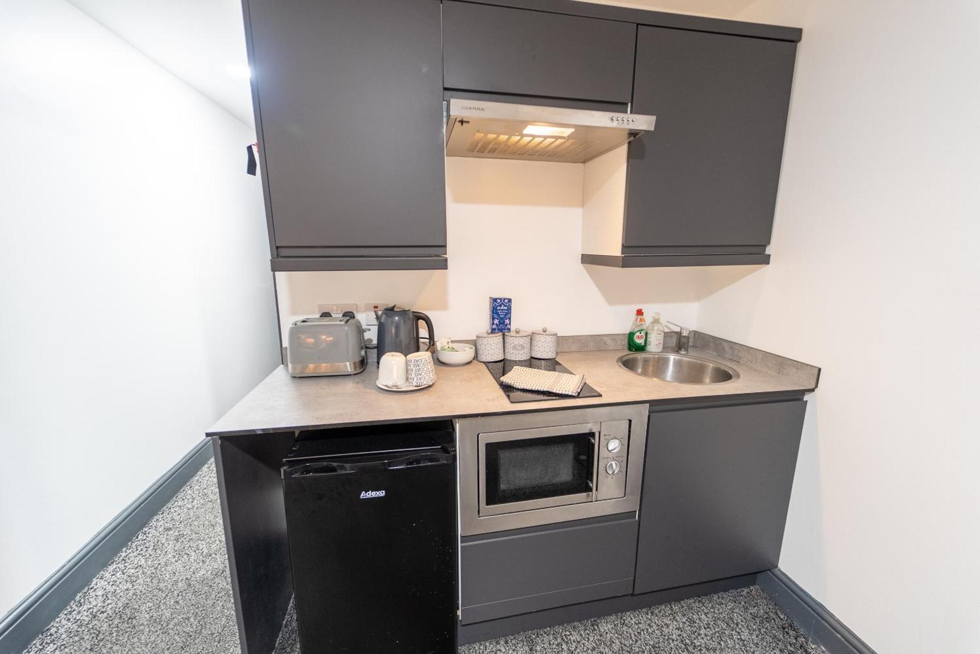 Free Parking Cosy Studios Close To City And Qe And Uob! Birmingham Room photo