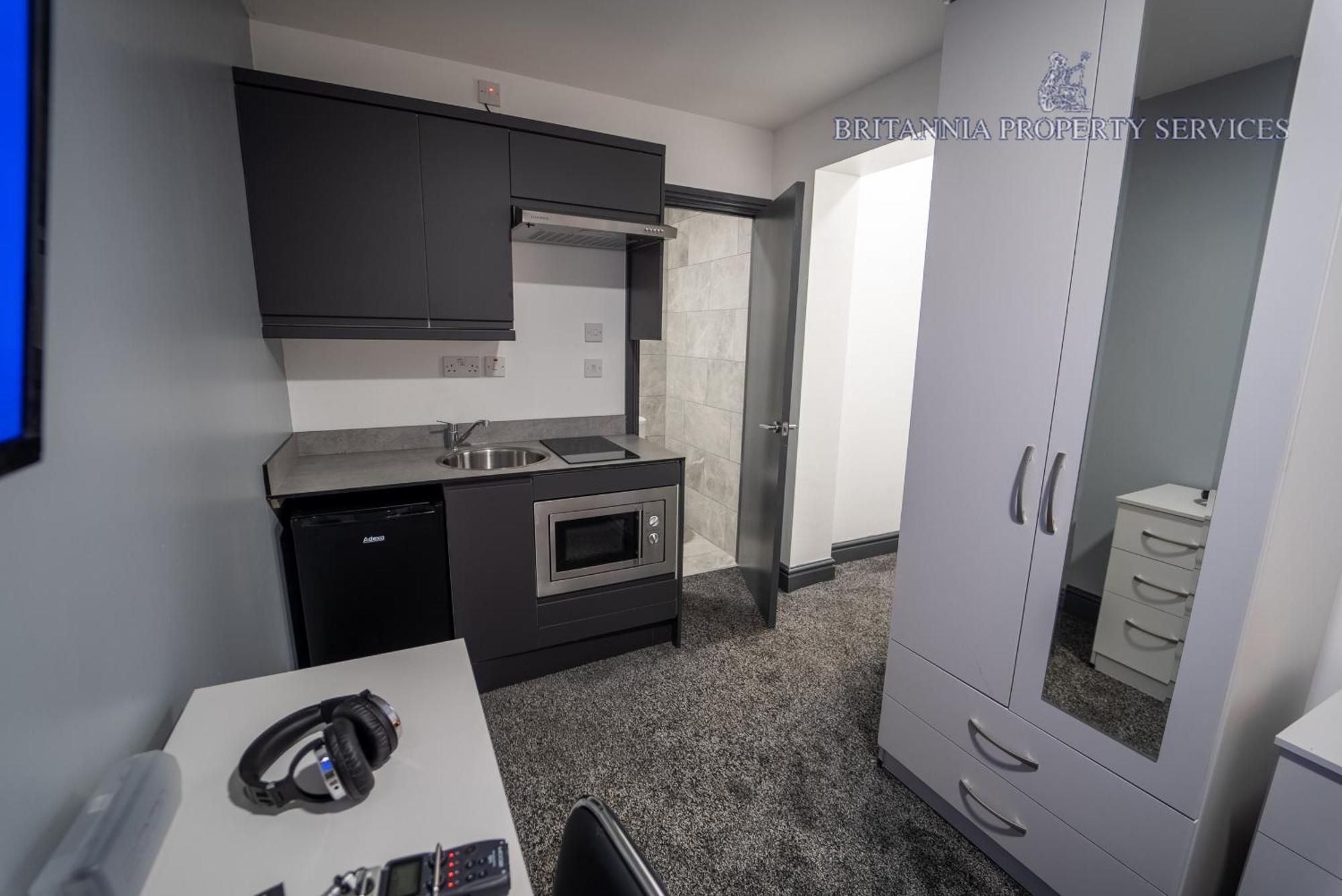 Free Parking Cosy Studios Close To City And Qe And Uob! Birmingham Room photo