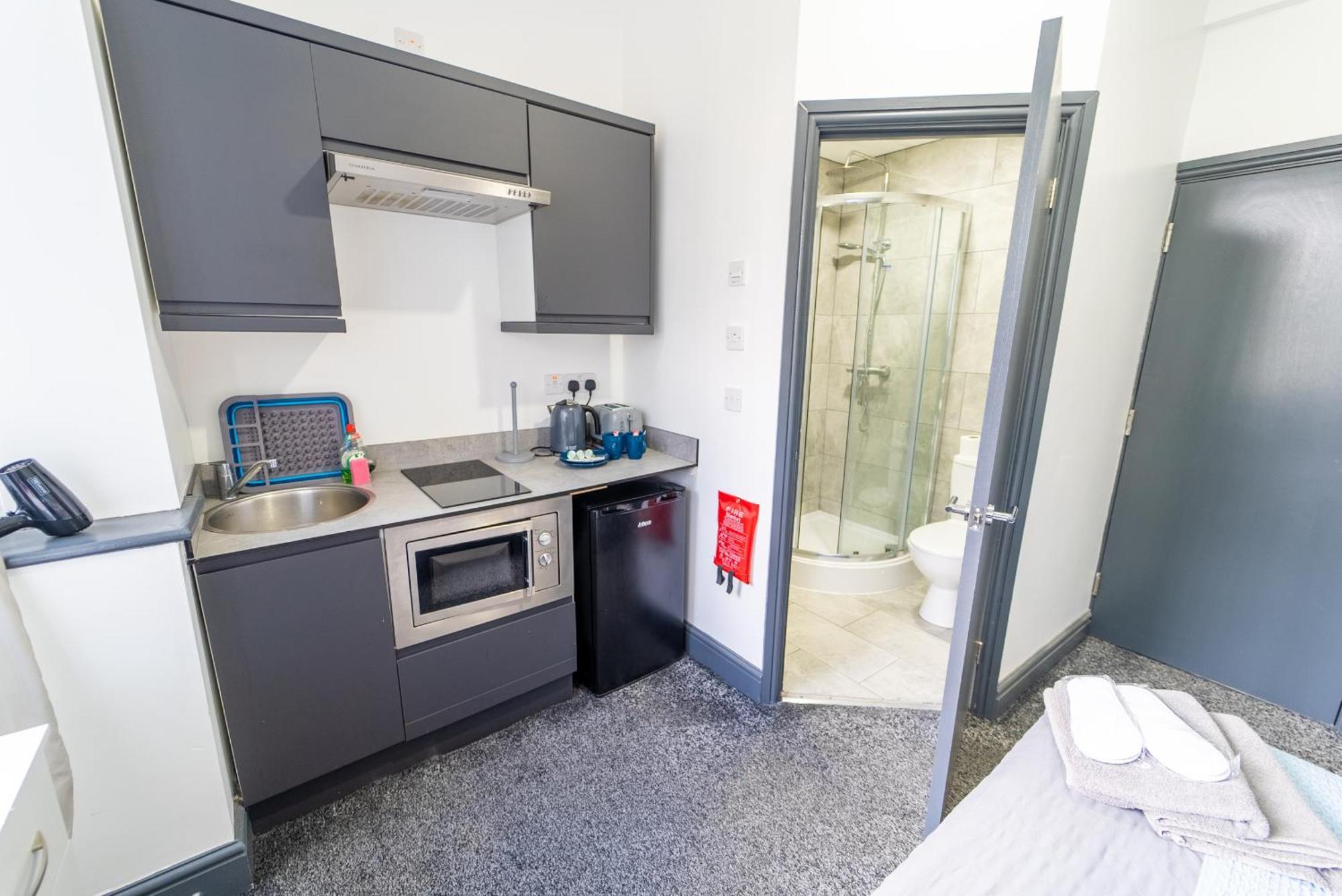 Free Parking Cosy Studios Close To City And Qe And Uob! Birmingham Room photo
