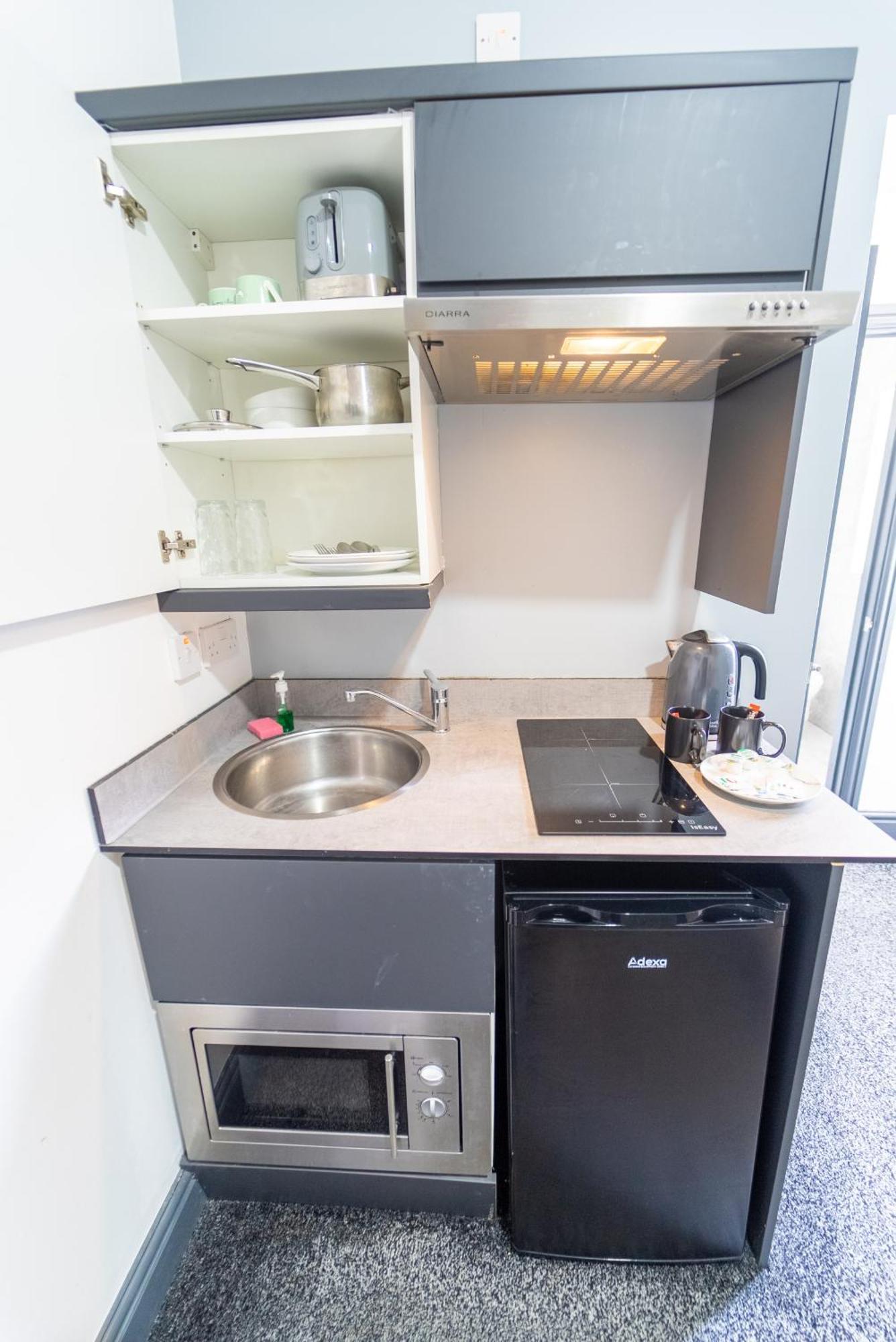 Free Parking Cosy Studios Close To City And Qe And Uob! Birmingham Room photo