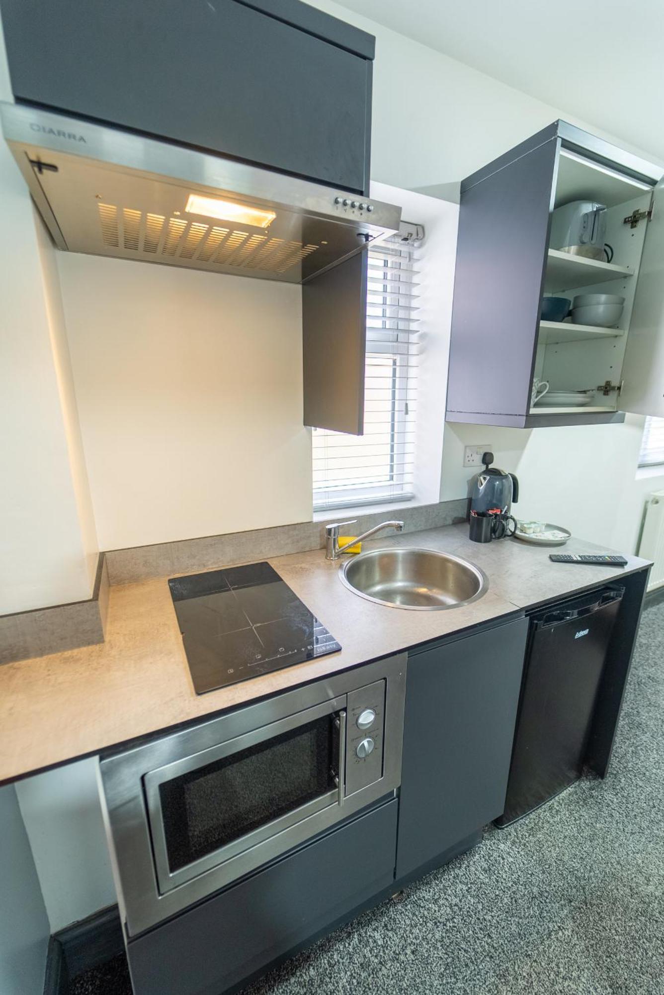 Free Parking Cosy Studios Close To City And Qe And Uob! Birmingham Room photo