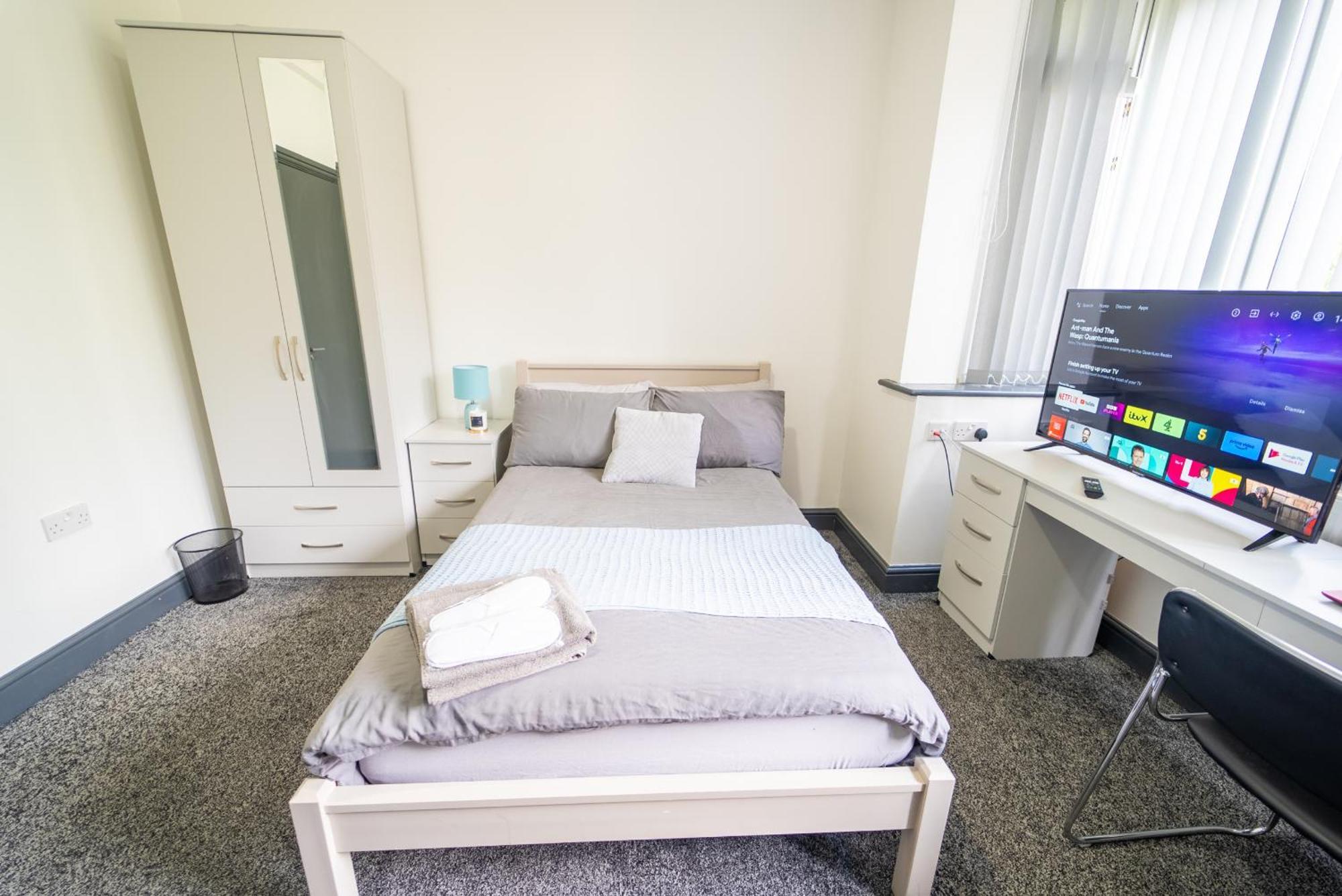 Free Parking Cosy Studios Close To City And Qe And Uob! Birmingham Room photo